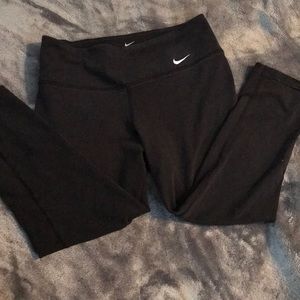 Nike DRI-FIT capri leggings